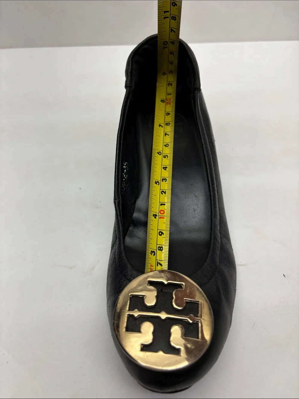 Tory Burch Black Leather Wedge Ballet Flats with Gold Logo, SZ 35 (5), box 56